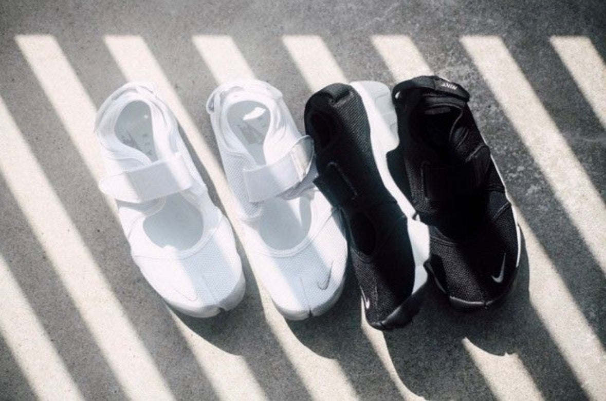 Nike Air Rift (ninja) - Noir & Blanc