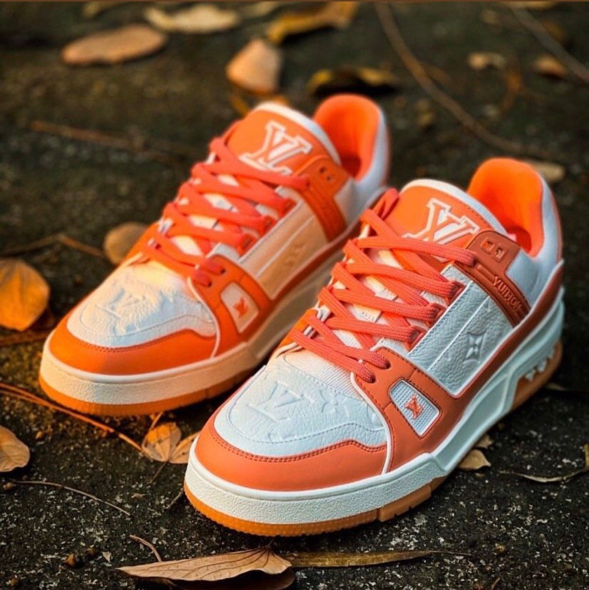 Louis Vuitton - Trainer Orange & Blanc