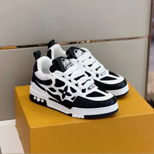 Louis Vuitton - Trainer Noir & Blanc édition Graphique